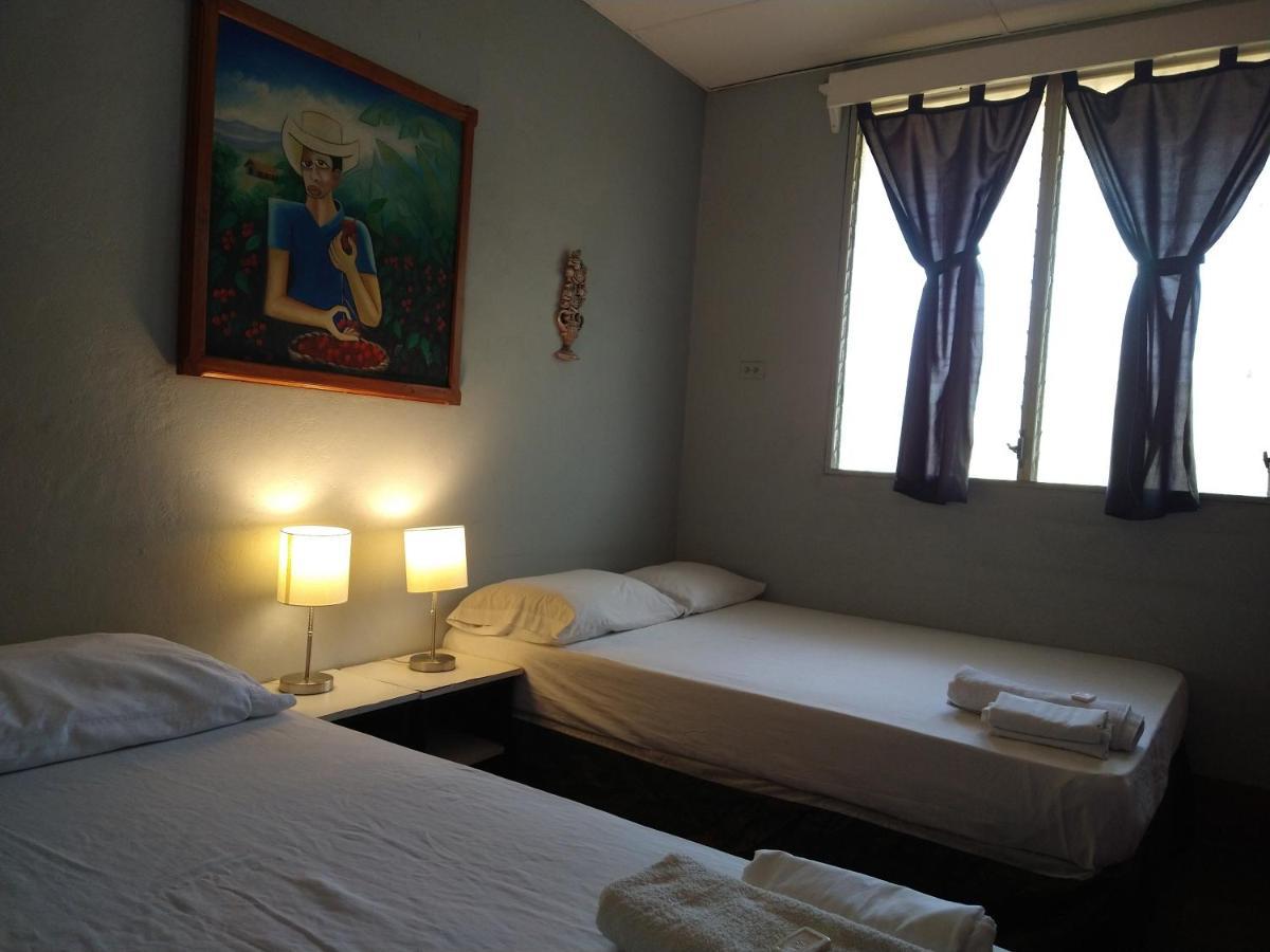Hostal Harvest House León Dış mekan fotoğraf